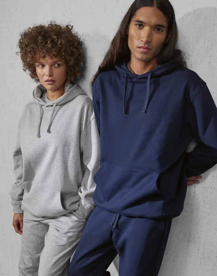 Sweatshirts & Hoodies